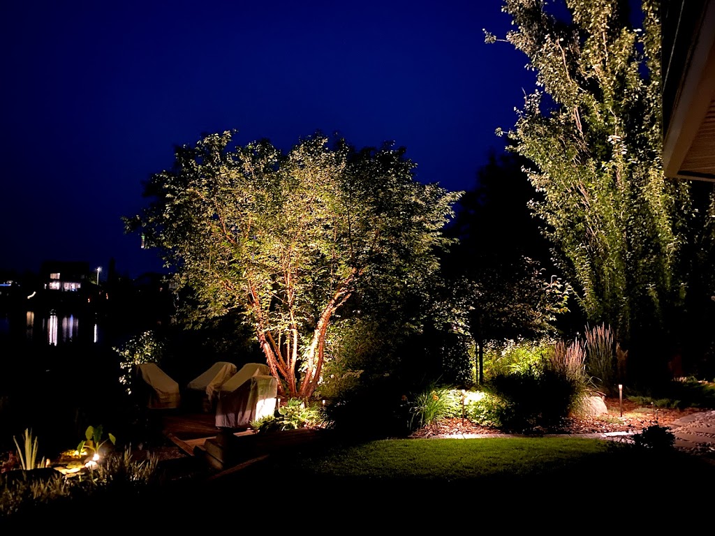 The Edmonton Landscape Lighting Company | 7468 May Common NW, Edmonton, AB T6R 0G9, Canada | Phone: (780) 915-6910