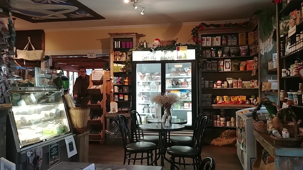 Café OMarguerites | 12 Chemin de Ste Marguerite, Sainte-Marguerite-du-Lac-Masson, QC J0T 1L0, Canada | Phone: (450) 228-4888