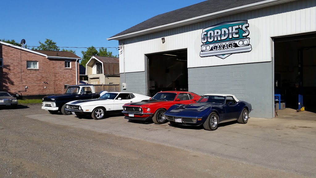 Gordies Garage | 940 Ewart St, Belle Ewart, ON L0L 1C0, Canada | Phone: (705) 456-4737