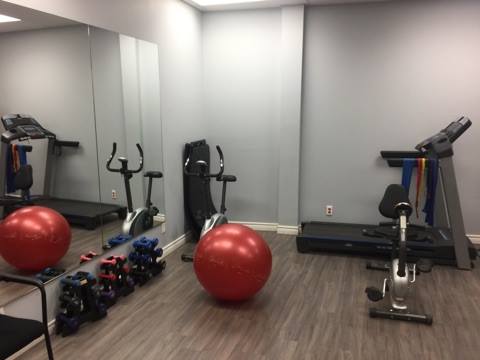 Newmarket Health and Wellness Center | 203 Eagle St, Newmarket, ON L3Y 1J8, Canada | Phone: (905) 967-0000