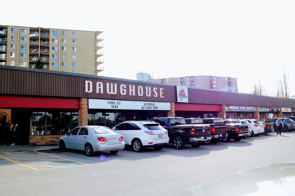 Dawghouse Pub & Eatery | 699 Wilkins St, London, ON N6C 5C8, Canada | Phone: (519) 685-0640