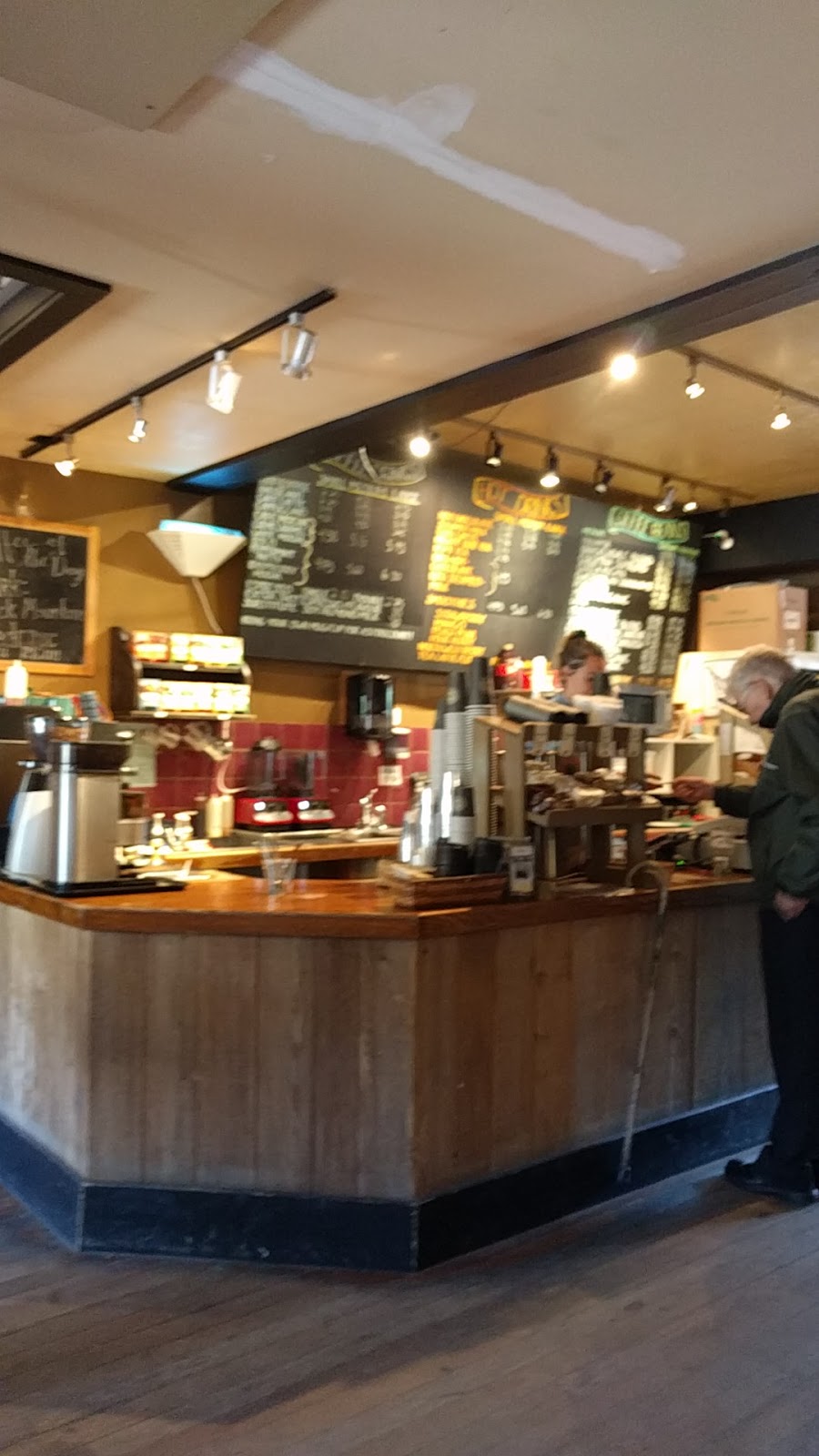 Bean Around the World Coffees | 41340 Government Rd, Brackendale, BC V0N 1H0, Canada | Phone: (604) 898-2669