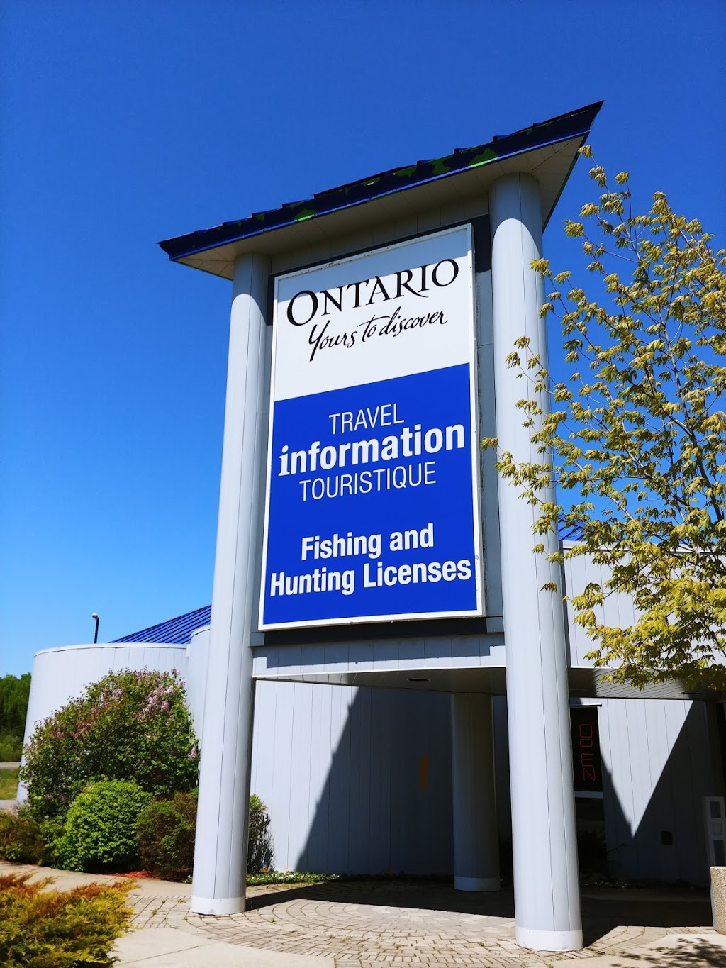 Ontario Travel Information Centre - Pigeon River | 7671 Hwy 61, Neebing, ON P7L 0A2, Canada | Phone: (807) 964-2094