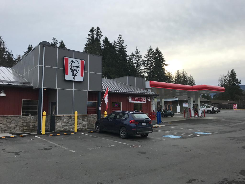 KFC | 2484 Alberni Hwy, Coombs, BC V0R 1M0, Canada | Phone: (778) 716-3816