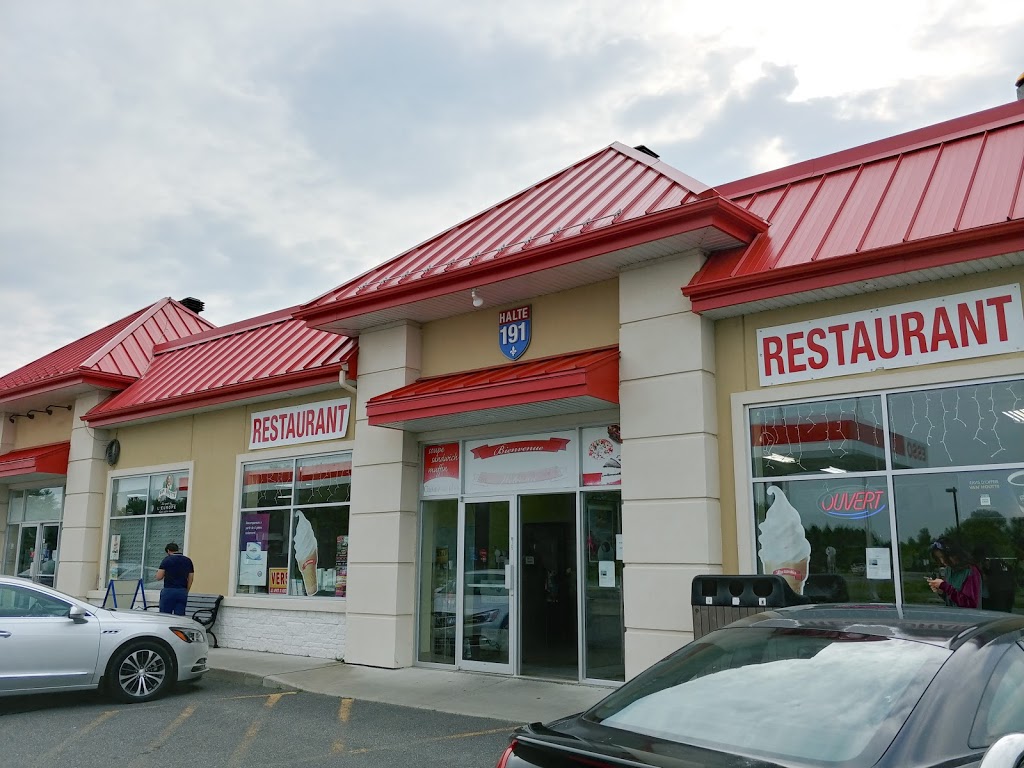 Esso | 1260 Chemin Quatre Saisons, Notre-Dame-du-Bon-Conseil, QC J0C 1A0, Canada | Phone: (819) 336-3696