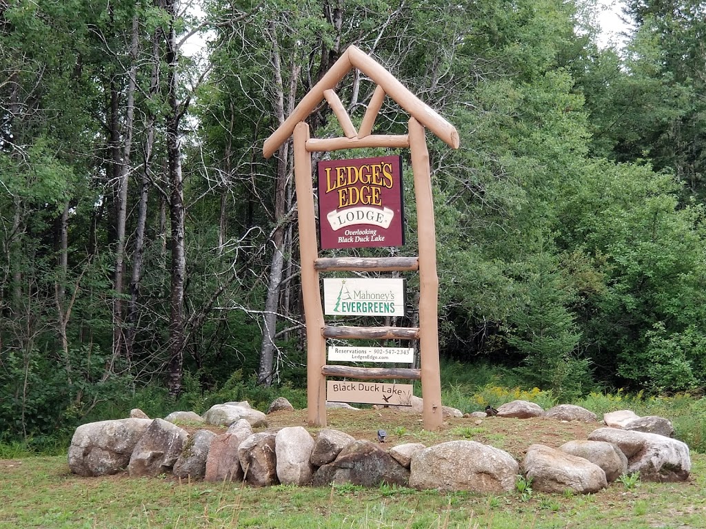 Ledges Edge Lodge | 1247 E Dalhousie Rd #1261, Greenwood, NS B0P 1N0, Canada | Phone: (902) 547-2343