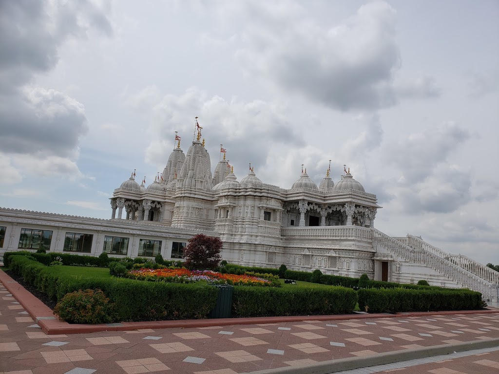 BAPS Shri Swaminarayan Mandir | 333 Speedsville Rd, Cambridge, ON N3H 4R6, Canada