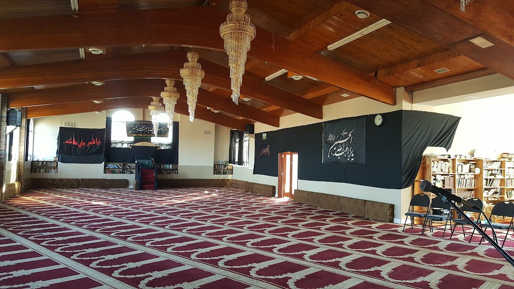 Abo Ther Alghafari Mosque | 273 Donald St, Ottawa, ON K1K 1N1, Canada | Phone: (613) 747-6252