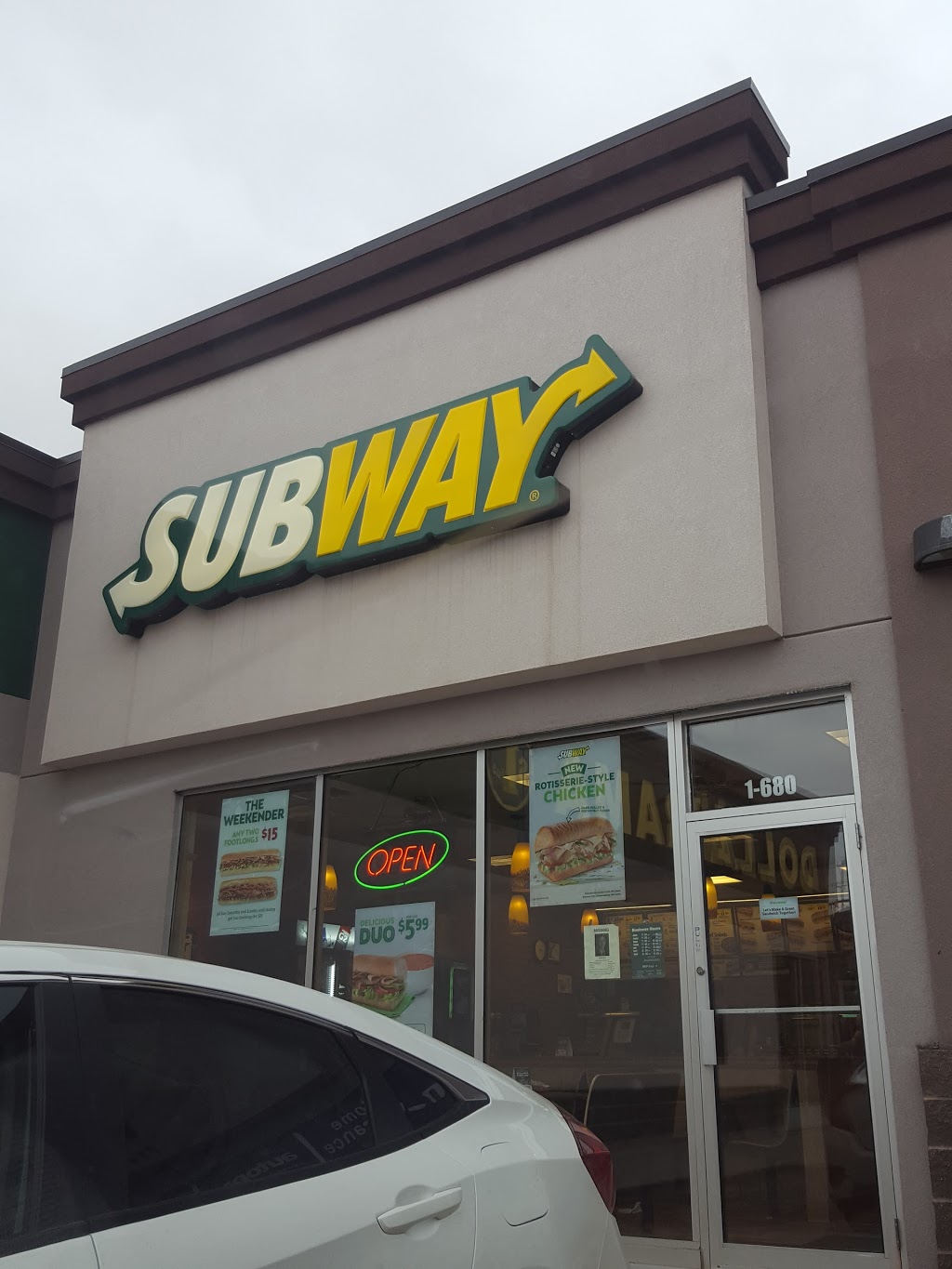 Subway | 680 St Annes Rd Unit 1B, Winnipeg, MB R2N 3S9, Canada | Phone: (204) 255-7222