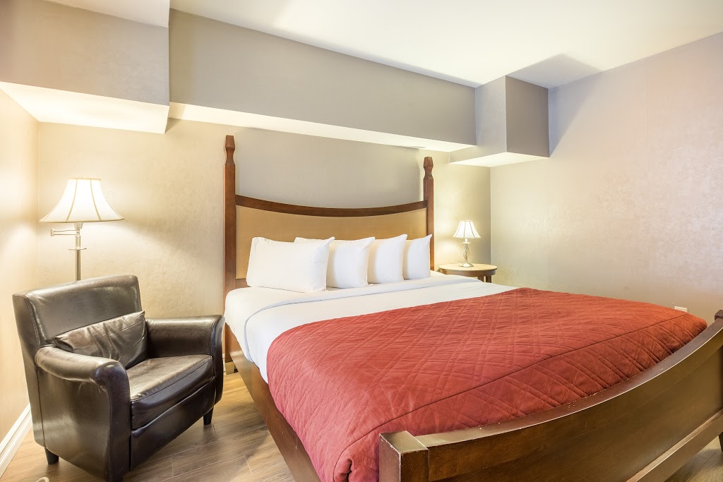 Hôtel Universel Québec Sainte-Foy | 2300 Ch Ste-Foy, Québec, QC G1V 1S5, Canada | Phone: (800) 463-4495