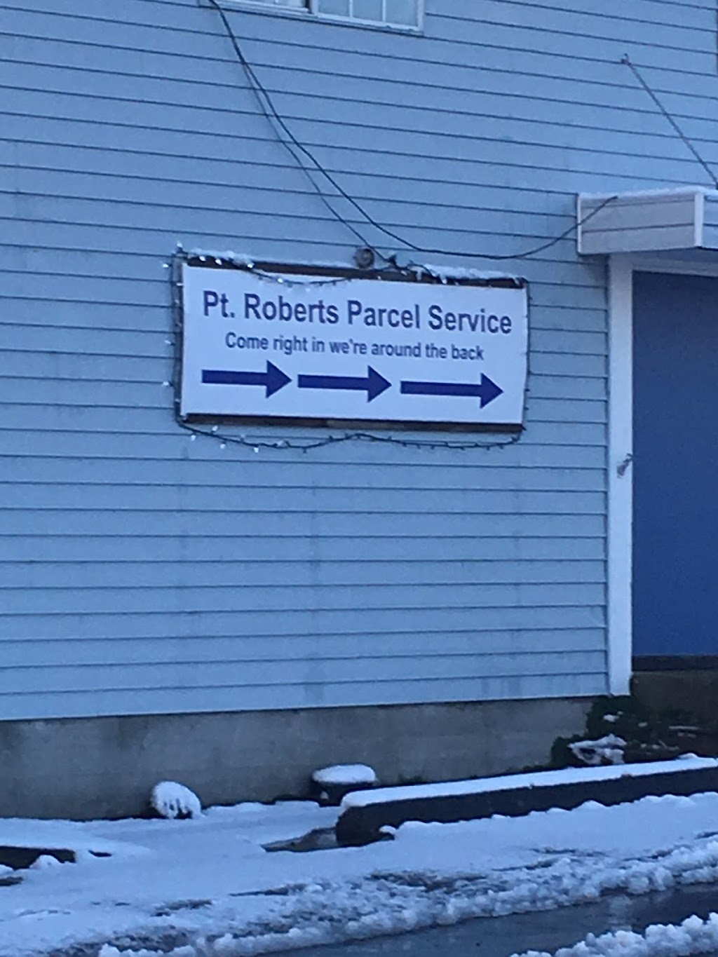 Point Roberts Parcel Service | 1480 Gulf Rd, Point Roberts, WA 98281, USA | Phone: (360) 945-4121