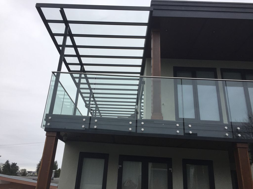 Shine Railings and Patio ltd | 9356 148a St, Surrey, BC V3R 3Y9, Canada | Phone: (604) 537-6037