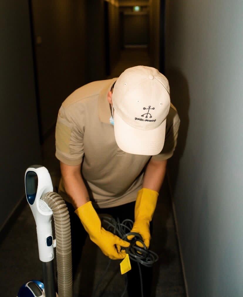 Goldin Cleaning Services | 101 Rue Sherbrooke O #51, Montréal, QC H2X 1X2, Canada | Phone: (514) 348-9535