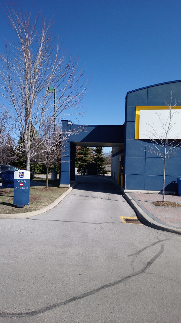 RBC Royal Bank | 365 High Tech Rd, Richmond Hill, ON L4B 4V9, Canada | Phone: (905) 764-2000