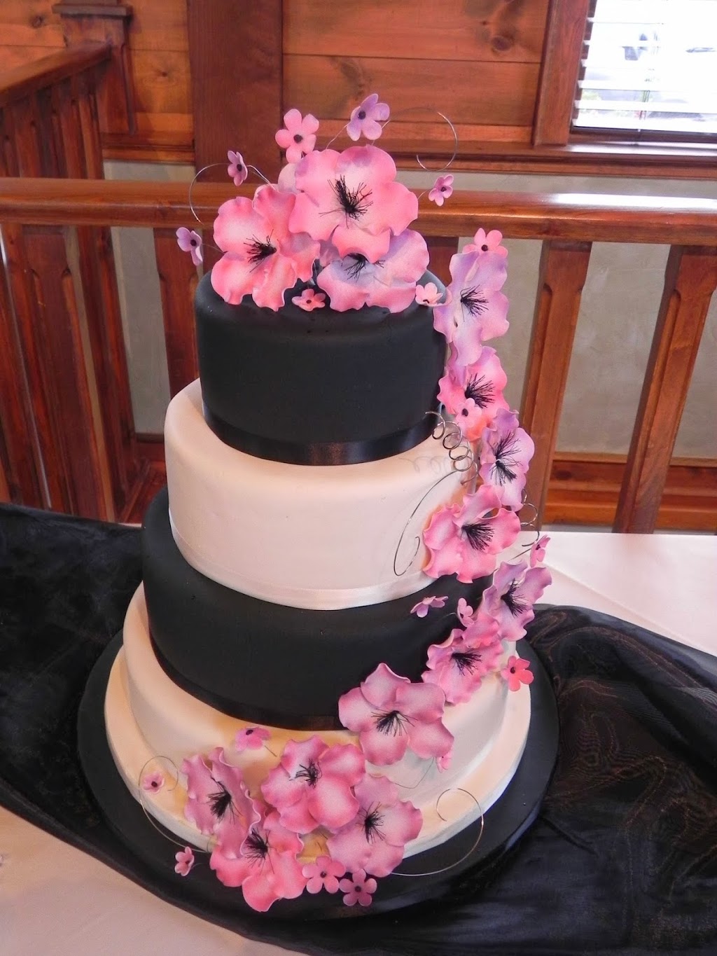 Cake By Cheryl | Sherman Dr, St Catharines, ON L2N 2K9, St. Catharines, ON L2N 2K9, Canada | Phone: (905) 736-2253