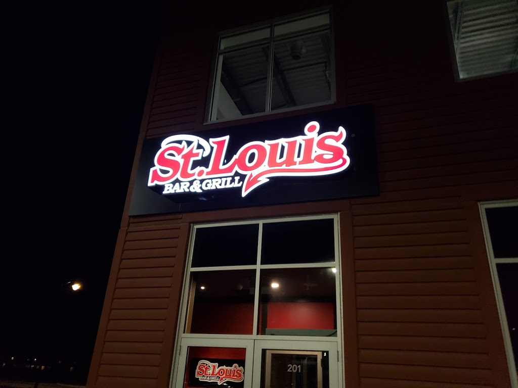 St. Louis Bar & Grill | 1415 Huron Rd, Kitchener, ON N1R 0L3, Canada | Phone: (519) 579-9464