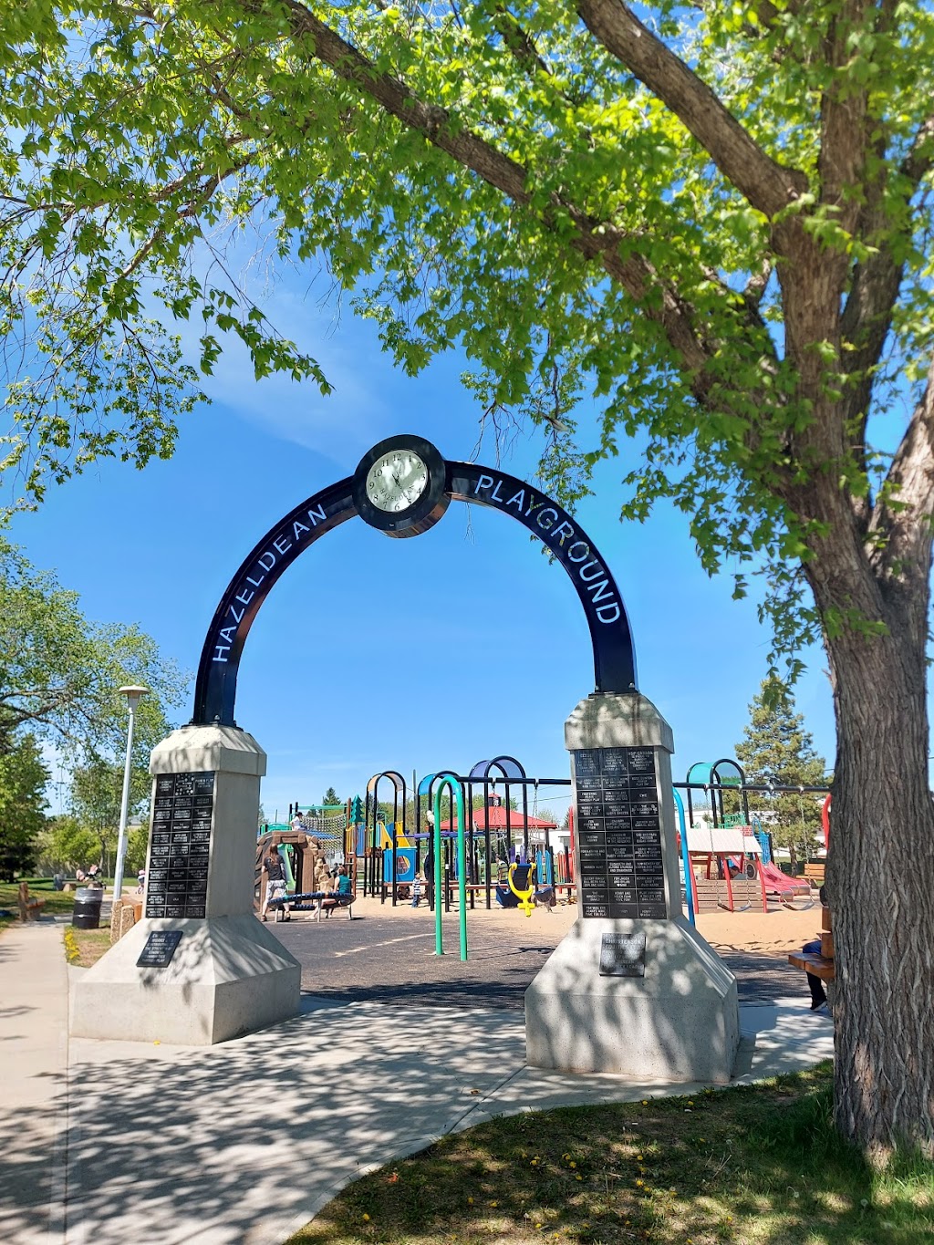 Hazeldean Park | 9630 66 Ave NW, Edmonton, AB T6E 4W9, Canada | Phone: (780) 439-0847