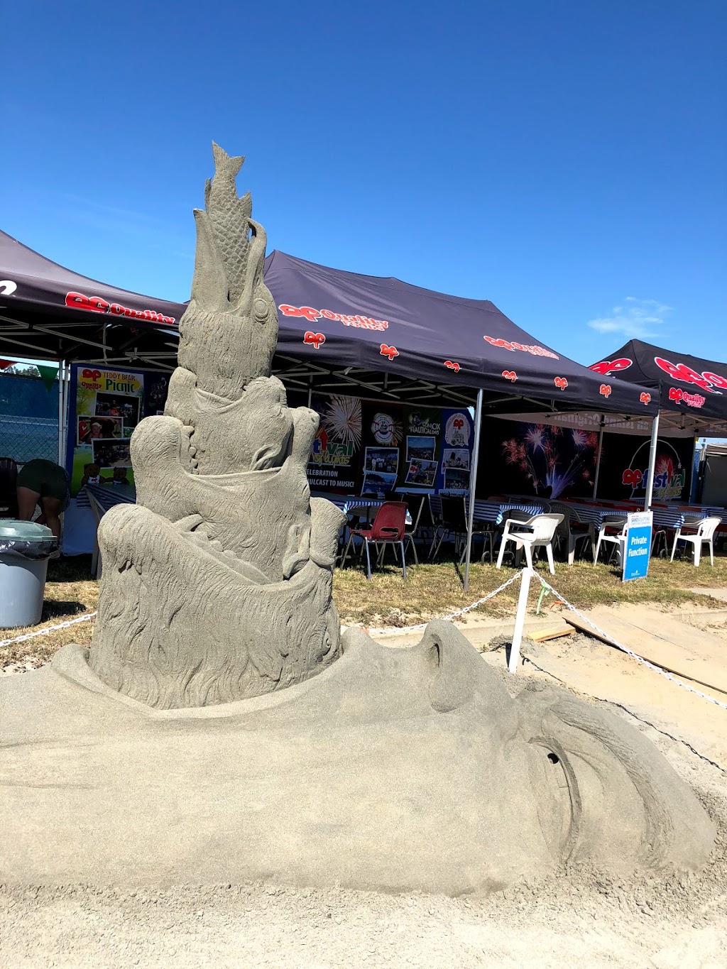 Parksville Sand Castle Sculpture Competition | 193 Beachside Dr, Parksville, BC V9P 0B1, Canada | Phone: (250) 951-2678