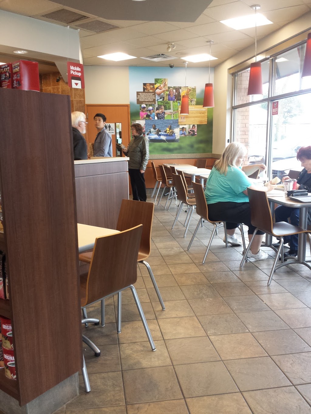 Tim Hortons | 318 Queen St, Acton, ON L7J 1R2, Canada | Phone: (519) 853-5945