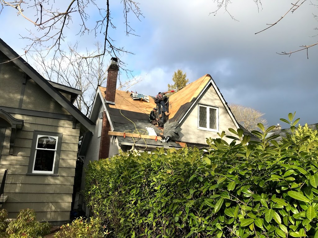 Roofers in Vancouver | 3980 W 10th Ave, Vancouver, BC V6R 2G8, Canada | Phone: (778) 725-9962