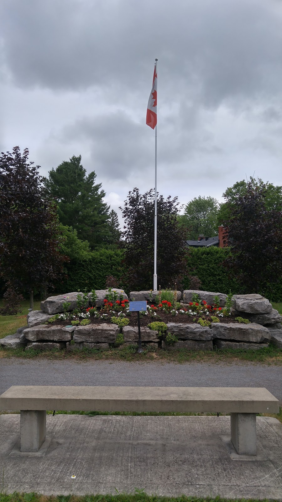 Veterans Walkway / Cenotaph | 3131 Old Perth Rd, Almonte, ON K0A 1A0, Canada | Phone: (613) 256-2064