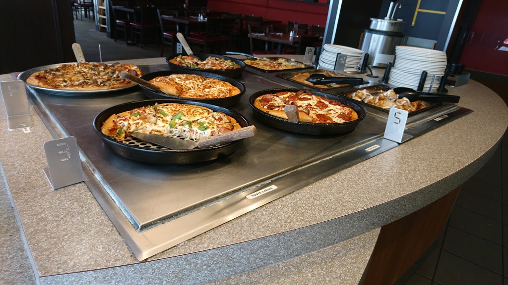 Pizza Hut | 7551 Boulevard Newman, LaSalle, QC H8N 1X3, Canada | Phone: (514) 595-3944