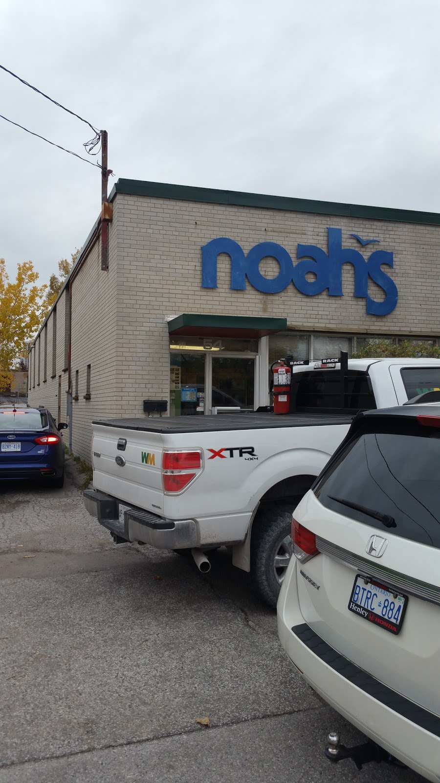 Noahs Marine Supplies | 54 Six Point Rd, Etobicoke, ON M8Z 2X2, Canada | Phone: (416) 232-0522