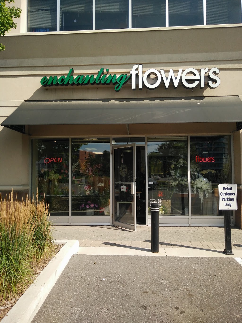 Enchanting Flowers | 170 The Donway W #104, North York, ON M3C 2G3, Canada | Phone: (416) 449-8001