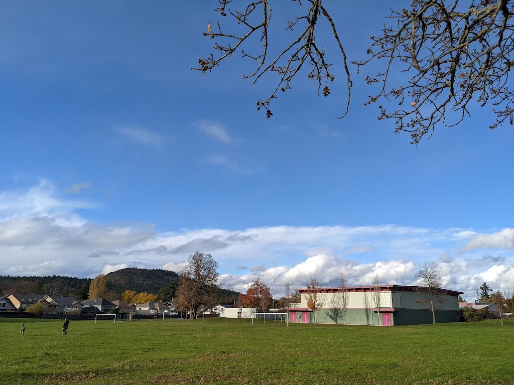 Gordon Head Middle School | 1671 Kenmore Rd, Victoria, BC V8N 4M8, Canada | Phone: (250) 477-1855