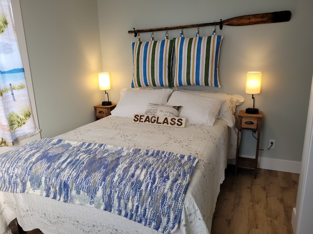 Stones Throw Bed and Breakfast | 8 Kent St, Georgetown, PE C0A 1L0, Canada | Phone: (902) 330-1397