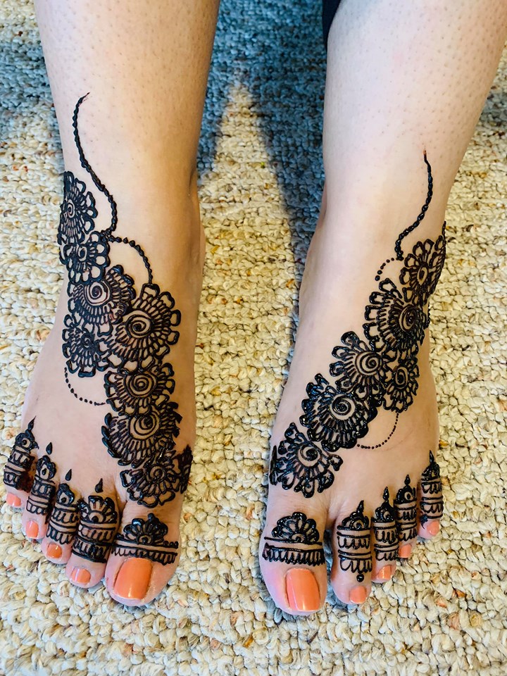 Fariha Mehndi/Henna Studio | 24 Holland Cir, Cambridge, ON N3C 0E1, Canada | Phone: (647) 782-8501