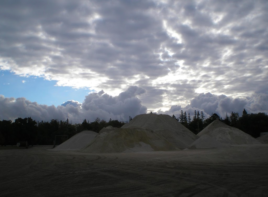 Eddies Gravel Supply Ltd | 102086 Hwy #9, Winnipeg Beach, MB R0C 3G0, Canada | Phone: (204) 389-2023