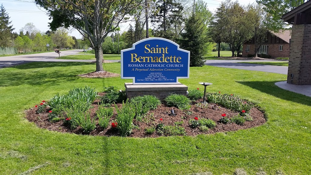 St Bernadettes RC Church | 5930 S Abbott Rd, Orchard Park, NY 14127, USA | Phone: (716) 649-3090