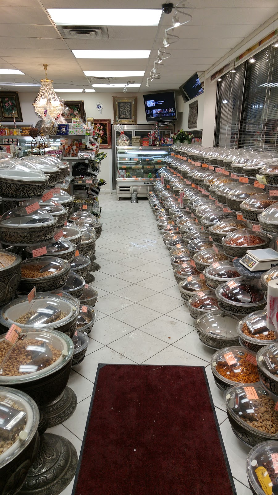 Tavazo Dried Nuts & Fruits | 7345 Yonge St, Thornhill, ON L3T 2B3, Canada | Phone: (905) 763-1855