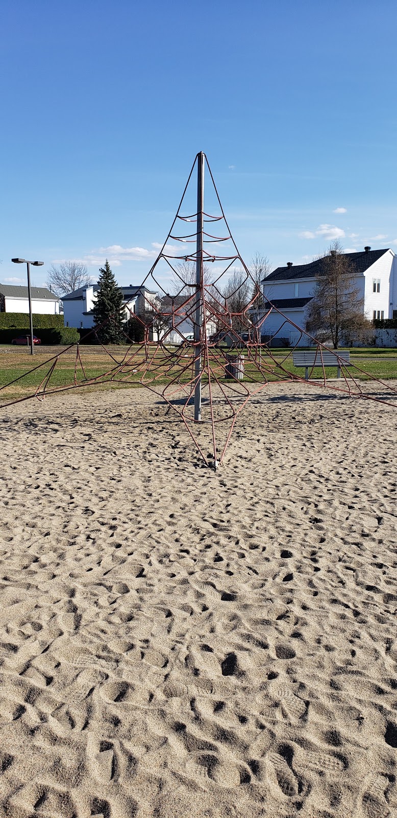 Parc Claudel | Boulevard Basile-Routhier, Repentigny, QC J5Y 3V2, Canada