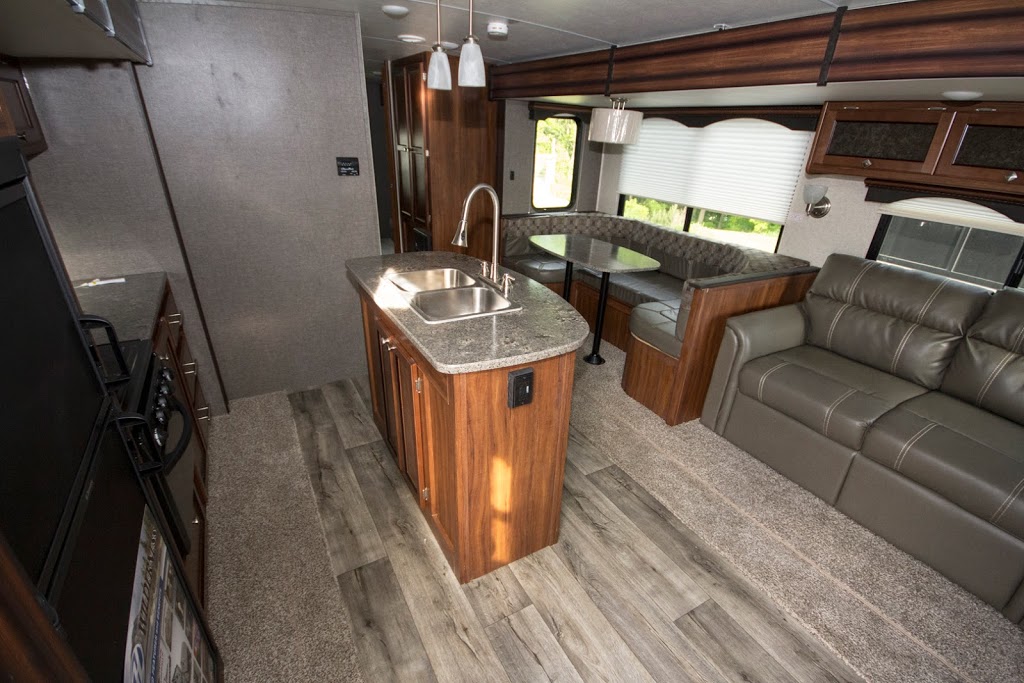 Muskoka RV | 4201 Huronia Rd, Orillia, ON L3V 3H6, Canada | Phone: (705) 345-1045