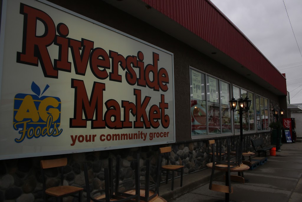 Riverside Market | 116 Centre Ave NE, Milk River, AB T0K 1M0, Canada | Phone: (403) 647-3970