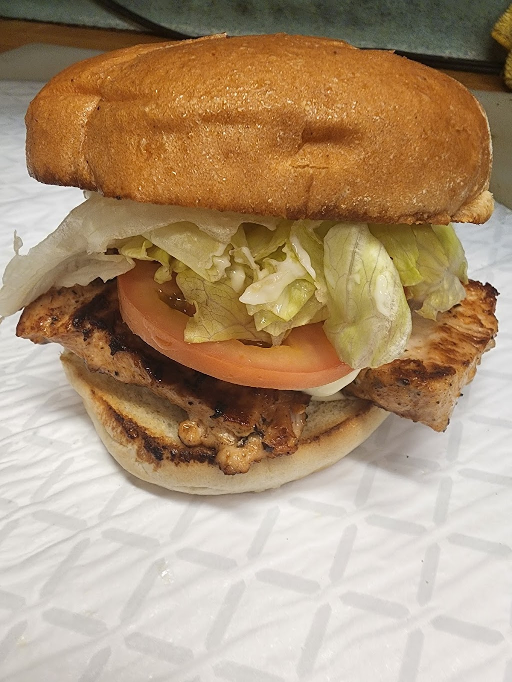 Texas Burger | 102A William St S, Lindsay, ON K9V 3B1, Canada | Phone: (705) 878-3853