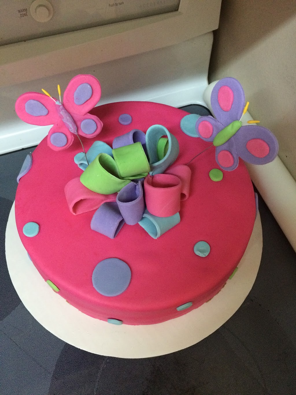 Chelseys Custom Cakes | 55015 Range Rd 234, Namao, AB T0A 2N0, Canada | Phone: (780) 910-8844