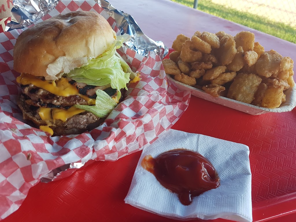 Dawgs Burgers & Fries | 5 Marina Dr, Port Colborne, ON L3B 4E4, Canada | Phone: (905) 650-1651