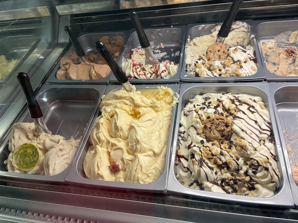 Qwelli - Lart du gelato | 2050 Bd du Curé-Labelle, Laval, QC H7T 1R1, Canada | Phone: (450) 681-6367