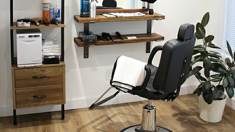 Claude The Barber | 11 Leroy Ave, East York, ON M4J 4G6, Canada | Phone: (416) 556-0116