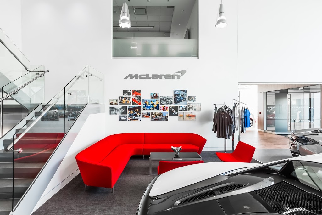 McLaren Montréal | 2300 Boulevard Chomedey, Laval, QC H7T 2W3, Canada | Phone: (844) 625-2685