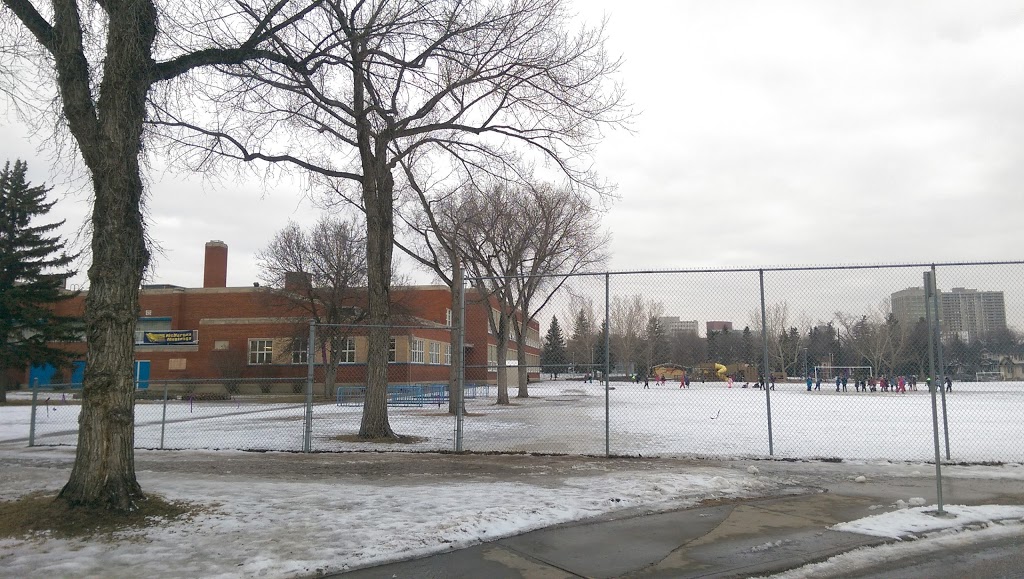 McKernan School | 11330 76 Ave NW, Edmonton, AB T6G 0K1, Canada | Phone: (780) 435-4163