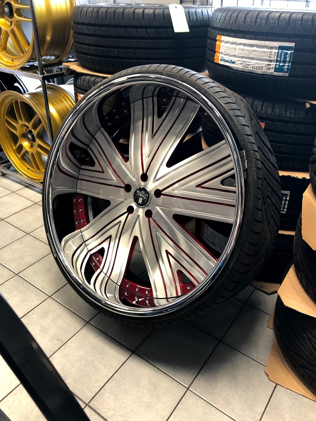 R/T Tires & Wheels LTD | 2101 152 St, Surrey, BC V4A 4N7, Canada | Phone: (604) 535-0262