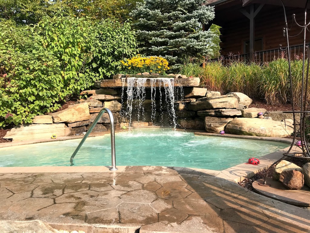 NaturEau - Spa & Chalets | 22 Chemin Natureau, Mandeville, QC J0K 1L0, Canada | Phone: (450) 835-1300