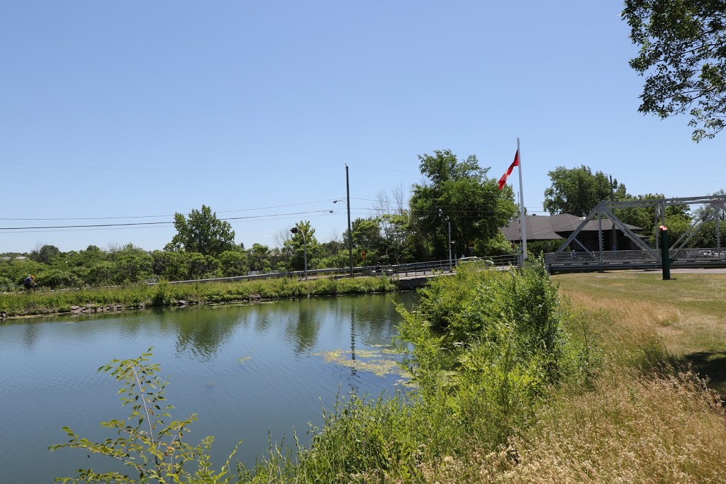 Chambly Canal National Historic Site of Canada | Avenue Bourgogne, Chambly, QC J3L 4C3, Canada | Phone: (450) 658-4381