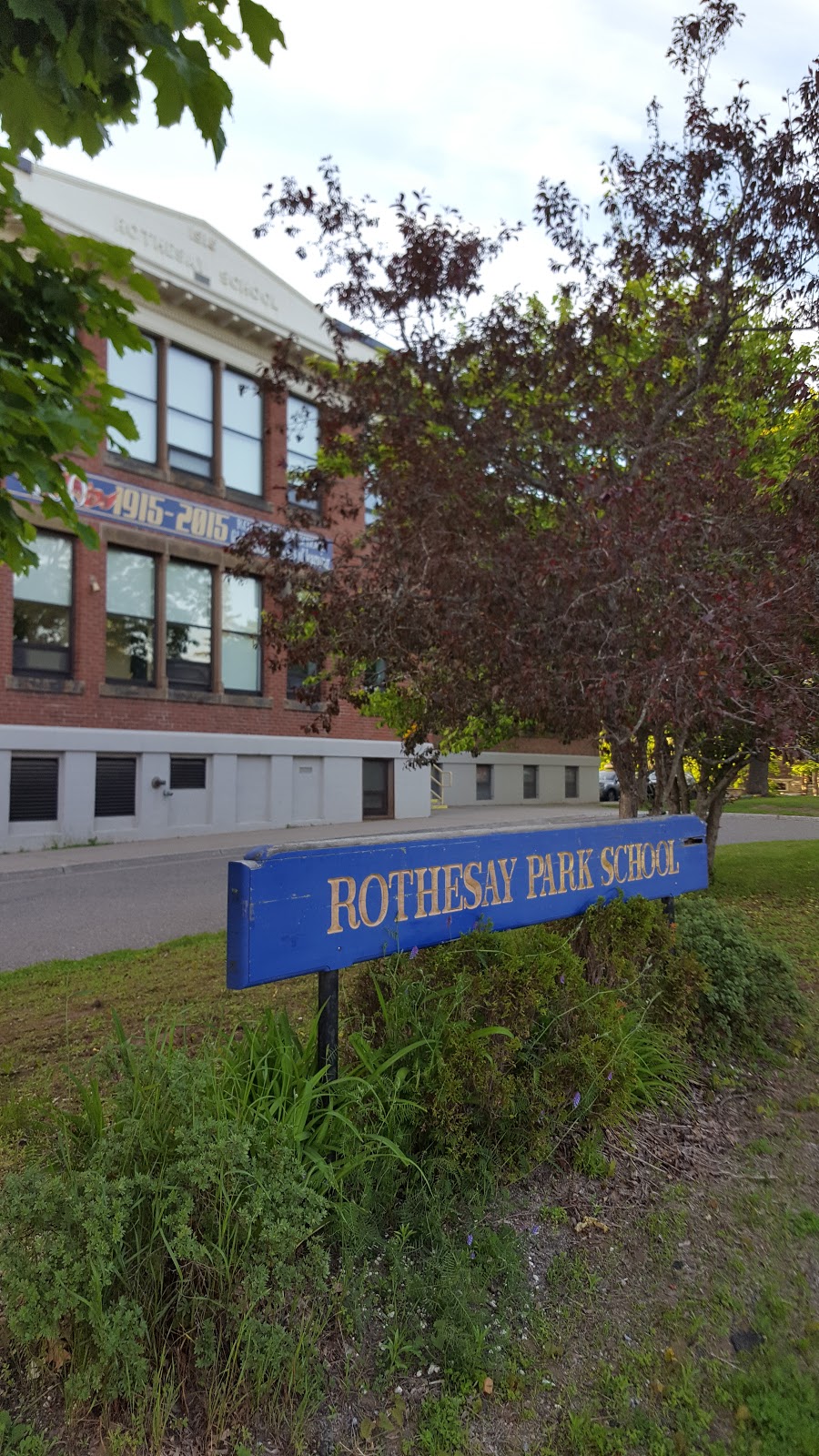 Rothesay Park School | 7 Hampton Rd, Rothesay, NB E2E 5K8, Canada | Phone: (506) 847-6201