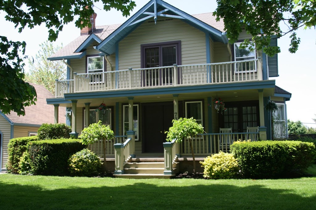 The Homestead Cottage | 733 Rye St, Niagara-on-the-Lake, ON L0S 1J0, Canada | Phone: (416) 312-3702