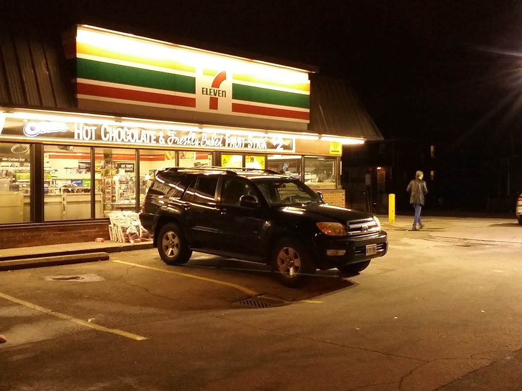 7-Eleven | 883 Dundas St W, Toronto, ON M6J 1V8, Canada | Phone: (416) 362-0450